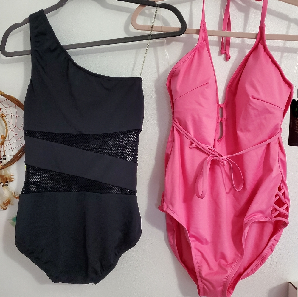 Laundry by design and Carmen marc one Piece lot